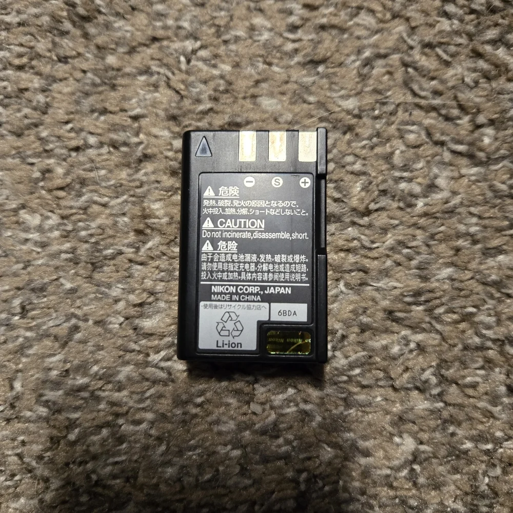 Nikon D40